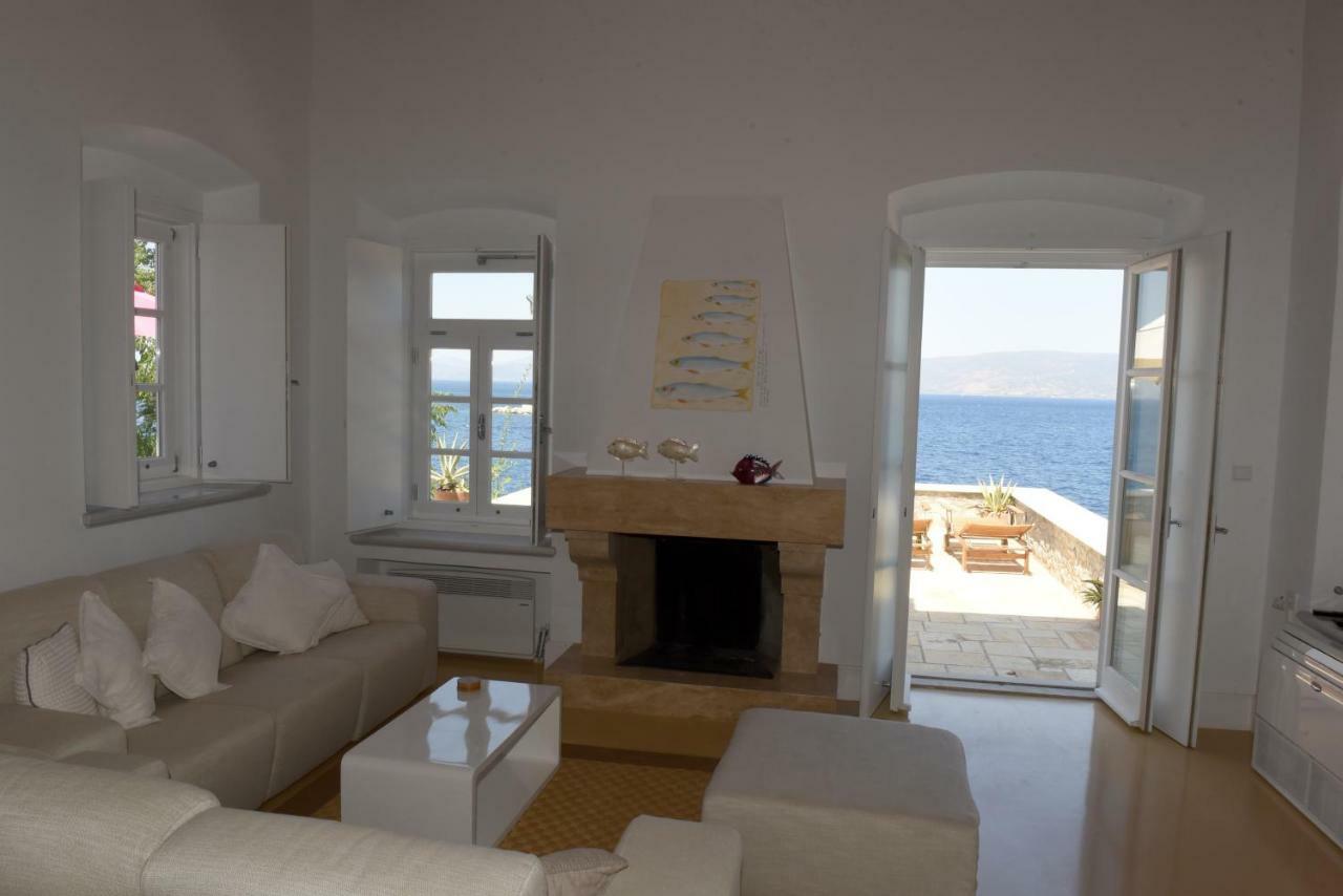 Hydra Kamini Beach Thea Buitenkant foto